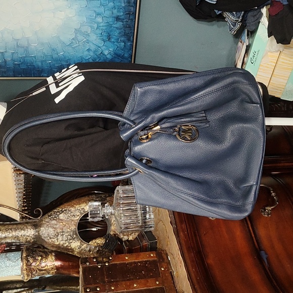 Michael Kors Dark Blue Leather Shoulder Bag - Picture 1 of 10